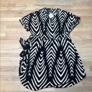 Bloomchic Black and Cream Chevron Dress